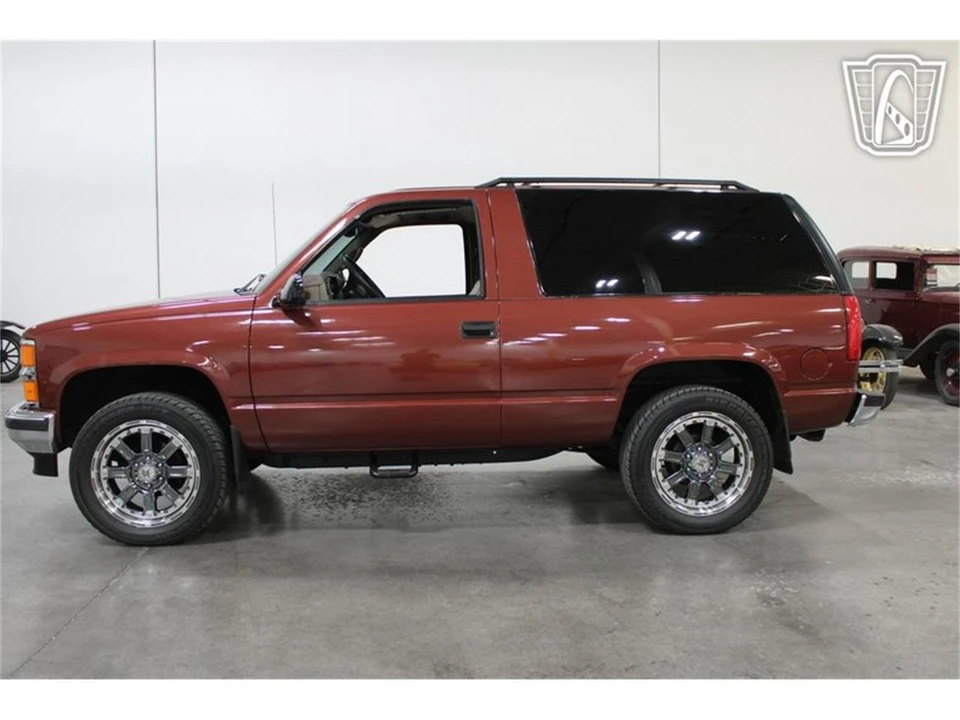 1998 Chevrolet Tahoe 1st Gen - Image 17 of 31