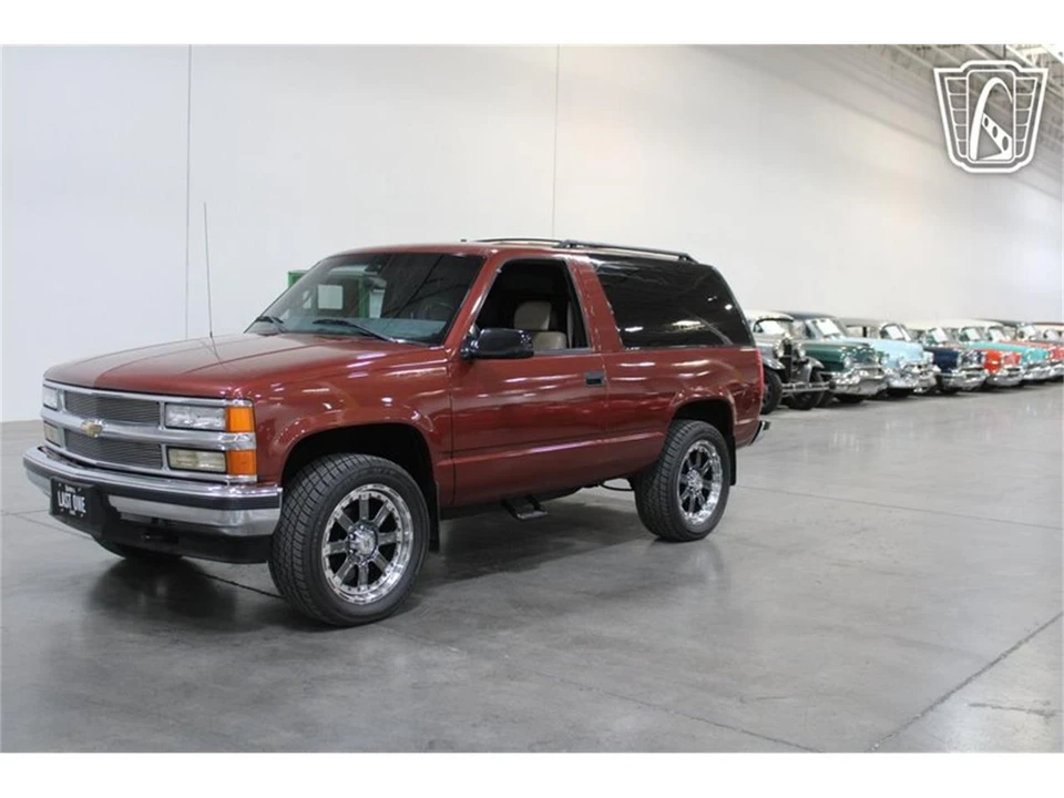 1998 Chevrolet Tahoe 1st Gen - Image 2 of 31