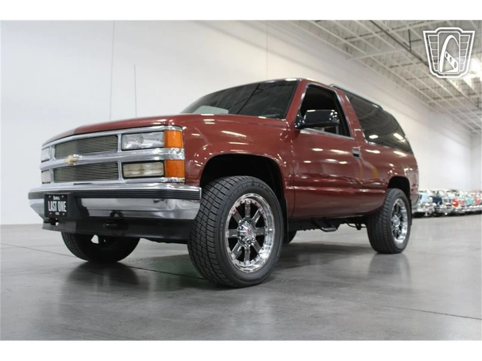 1998 Chevrolet Tahoe 1st Gen - Image 24 of 31