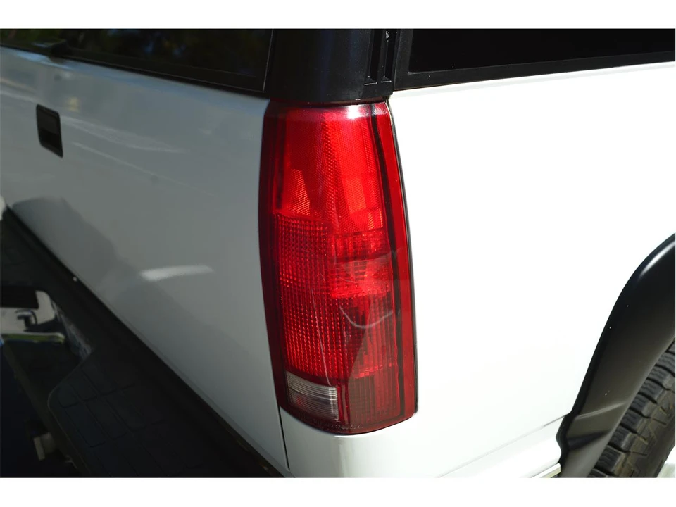 1998 Chevrolet Tahoe 1st Gen - Image 16 of 31