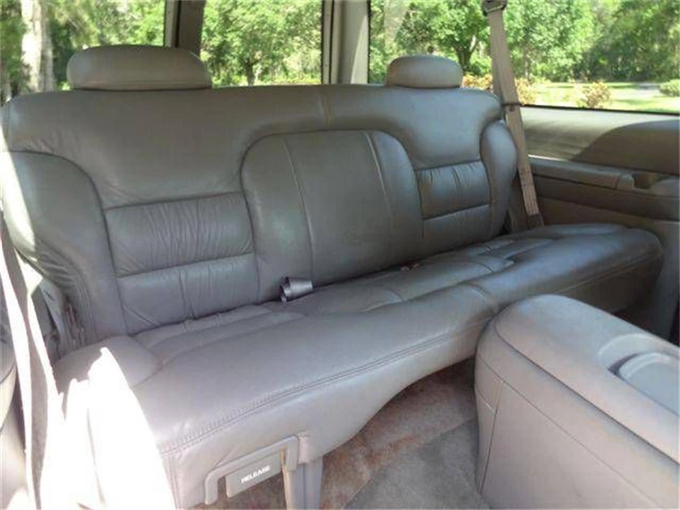 1998 Chevrolet Tahoe 1st Gen - Image 27 of 31