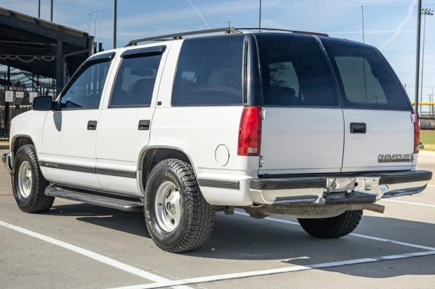 1998 Chevrolet Tahoe 1st Gen - Image 2 of 7