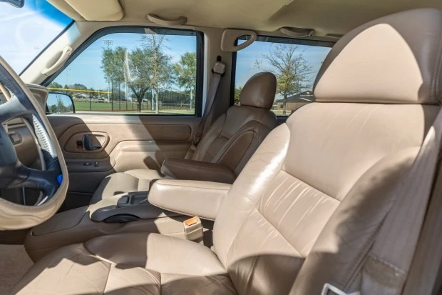 1998 Chevrolet Tahoe 1st Gen - Image 4 of 7