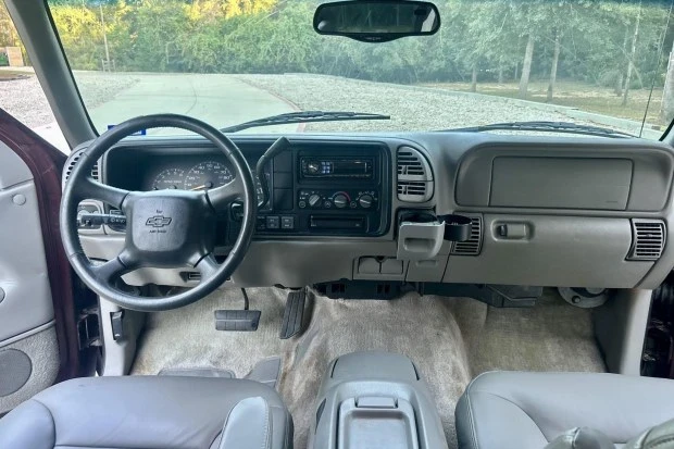 1998 Chevrolet Tahoe 1st Gen - Image 5 of 7