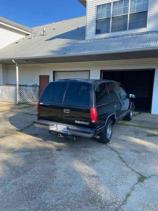 1998 Chevrolet Tahoe 1st Gen - Image 6 of 9