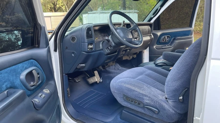1998 Chevrolet C/K 4th Gen - Image 3 of 17