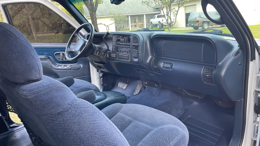 1998 Chevrolet C/K 4th Gen - Image 5 of 17