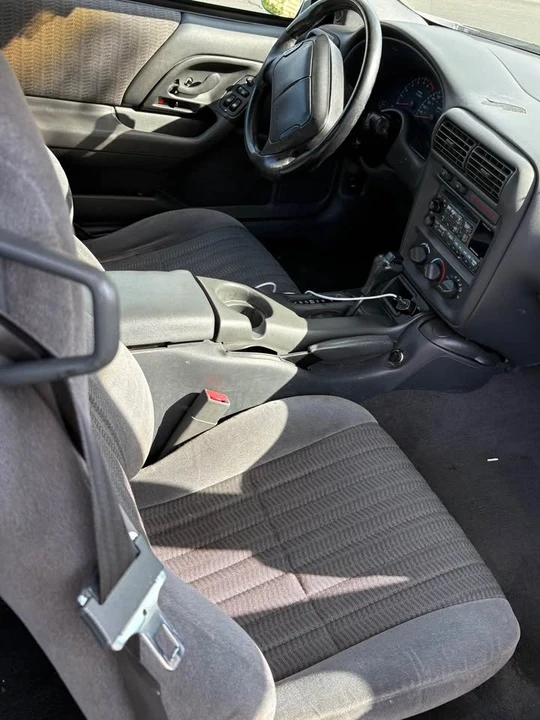 1998 Chevrolet Camaro 4th Gen - Image 6 of 9