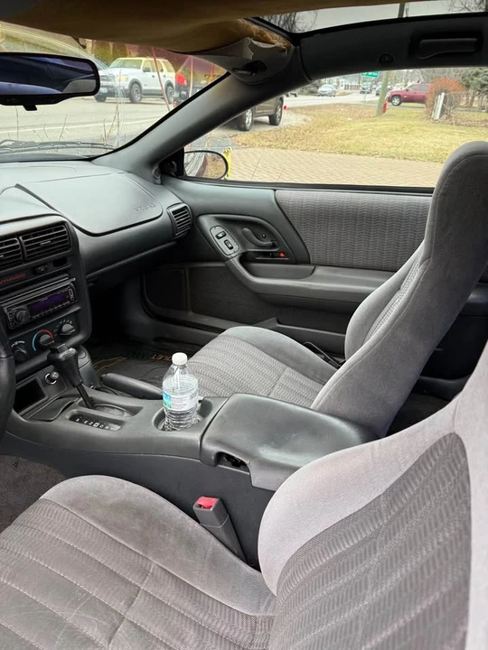 1998 Chevrolet Camaro 4th Gen - Image 13 of 17