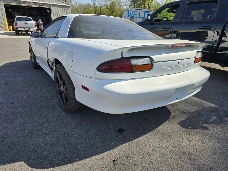 1998 Chevrolet Camaro 4th Gen - Image 3 of 4