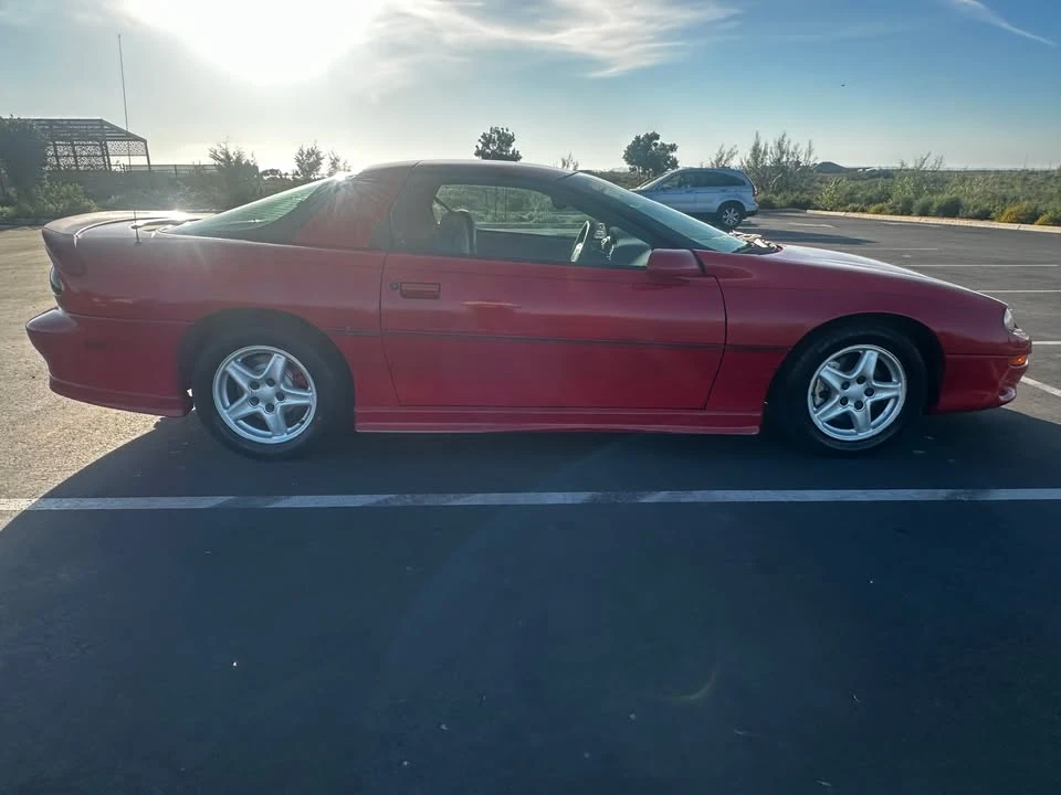 1998 Chevrolet Camaro 4th Gen - Image 5 of 11
