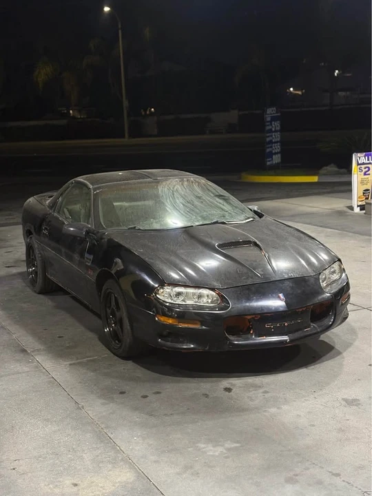1998 Chevrolet Camaro SS 4th Gen - Image 2 of 7