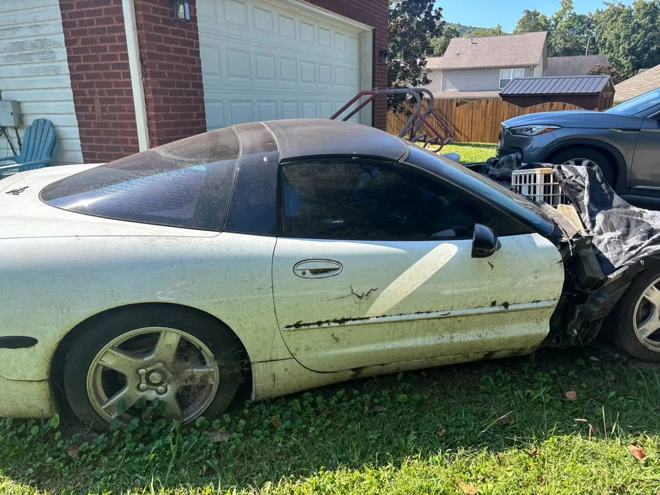 1998 Chevrolet Corvette C5 - Image 2 of 6