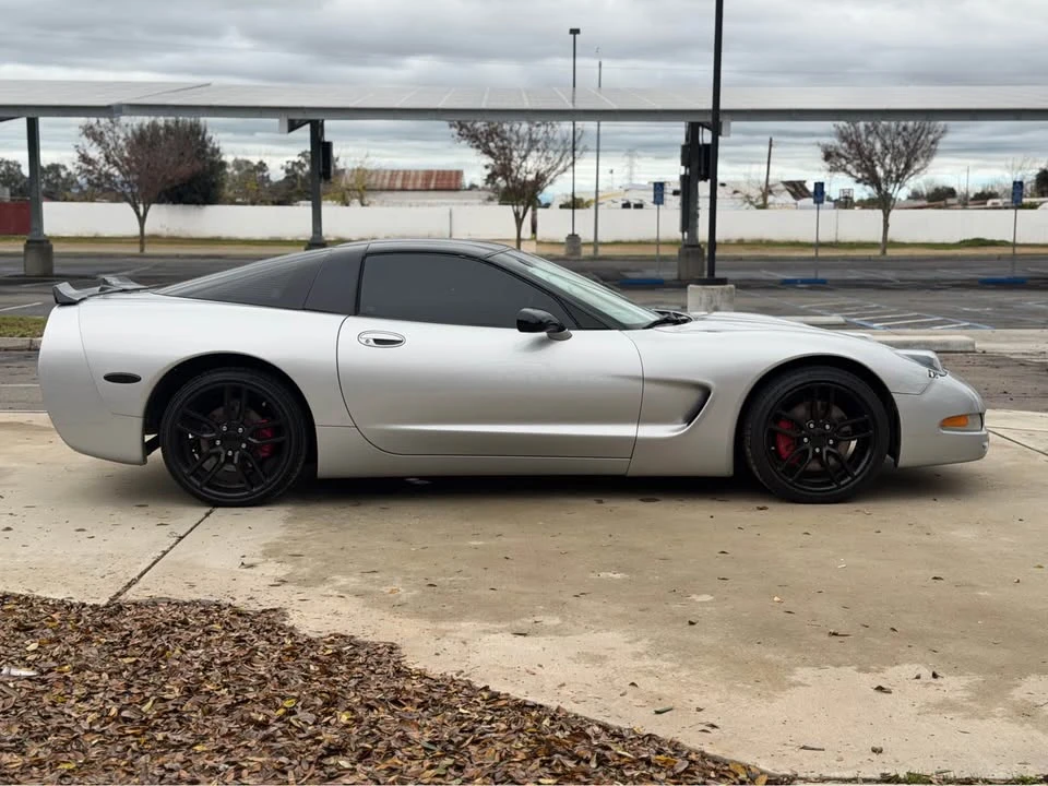 1998 Chevrolet Corvette C5 - Image 4 of 16