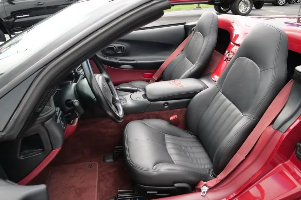 1998 Chevrolet Corvette C5 - Image 2 of 20
