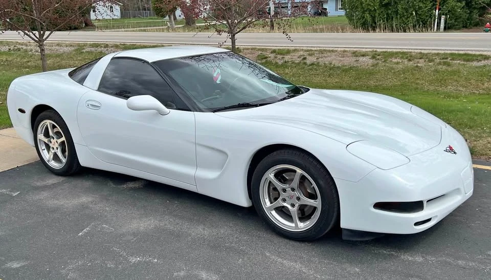 1998 Chevrolet Corvette C5 - Image 1 of 6