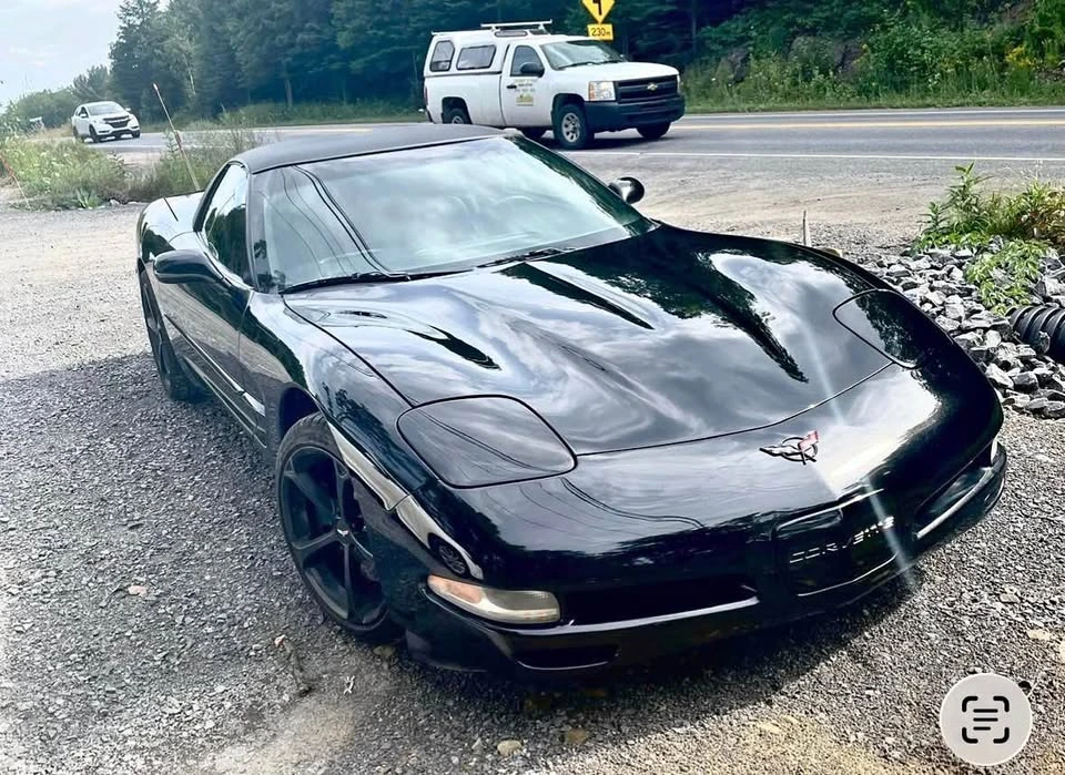 1998 Chevrolet Corvette C5 - Image 1 of 3