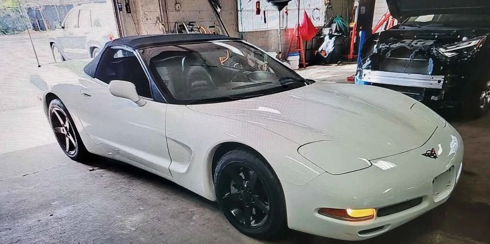 1998 Chevrolet Corvette C5 - Image 2 of 4