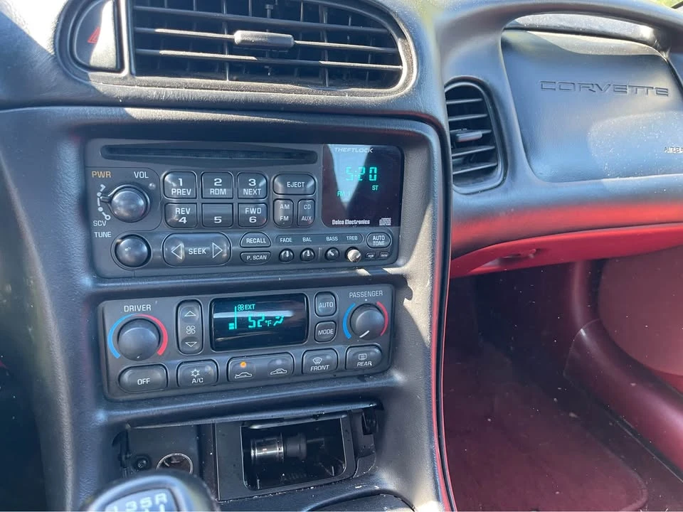 1998 Chevrolet Corvette C5 - Image 11 of 13