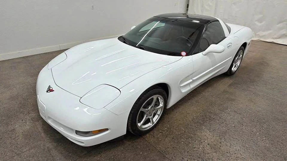 1998 Chevrolet Corvette C5 - Image 1 of 15