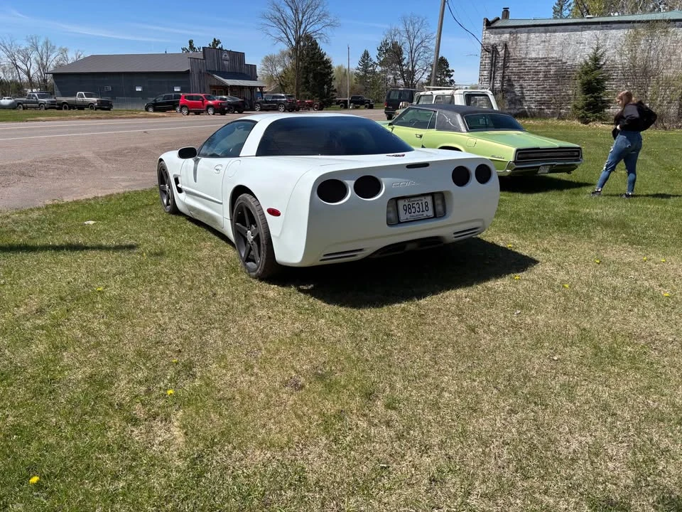 1998 Chevrolet Corvette C5 - Image 2 of 8
