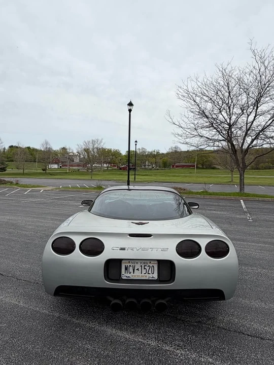 1998 Chevrolet Corvette C5 - Image 5 of 11