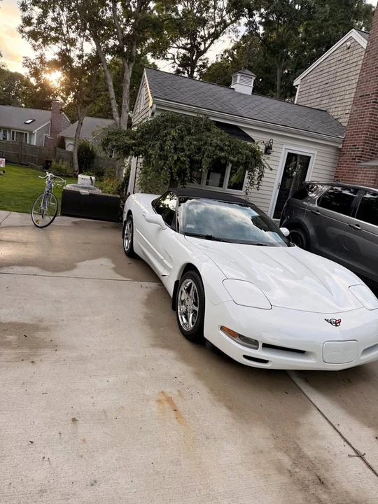1998 Chevrolet Corvette C5 - Image 1 of 17