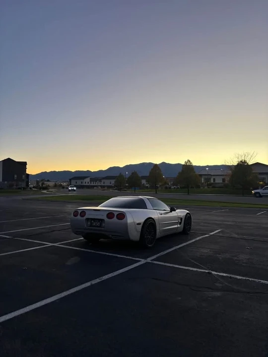 1998 Chevrolet Corvette C5 - Image 1 of 3