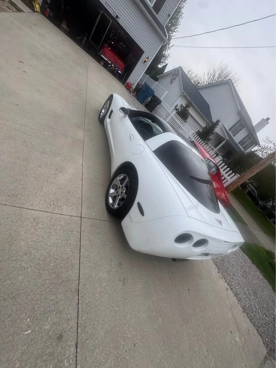 1998 Chevrolet Corvette C5 - Image 4 of 12