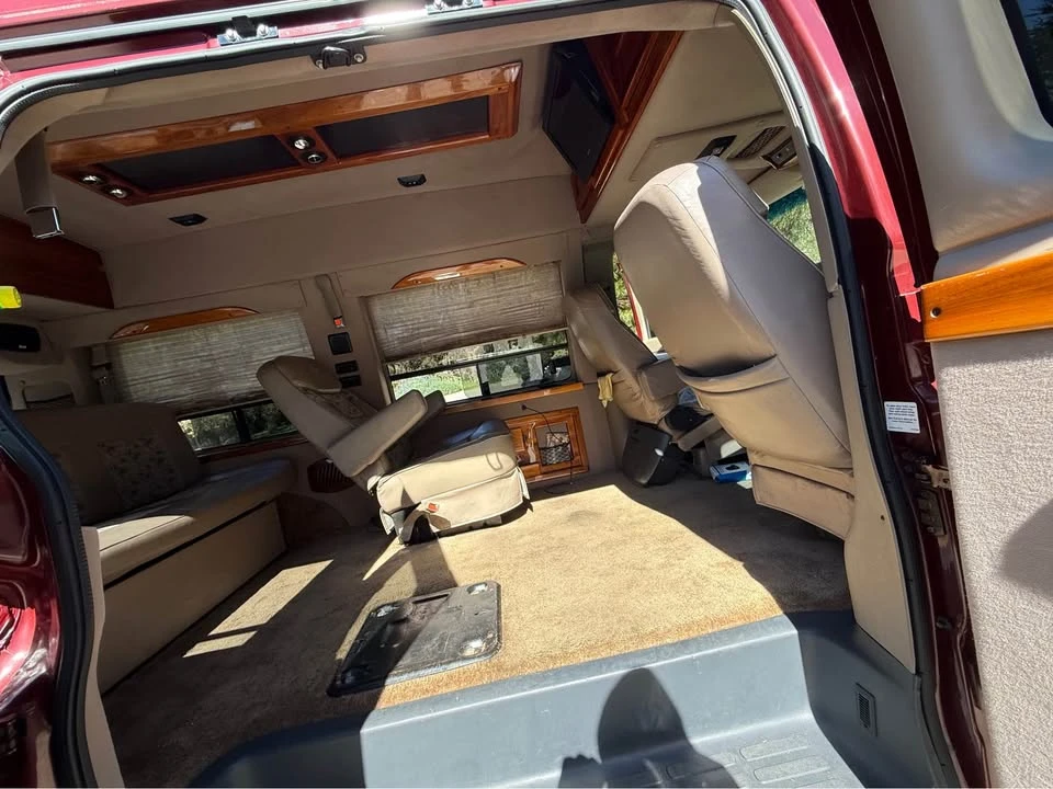 1998 Chevrolet Express - Image 6 of 9