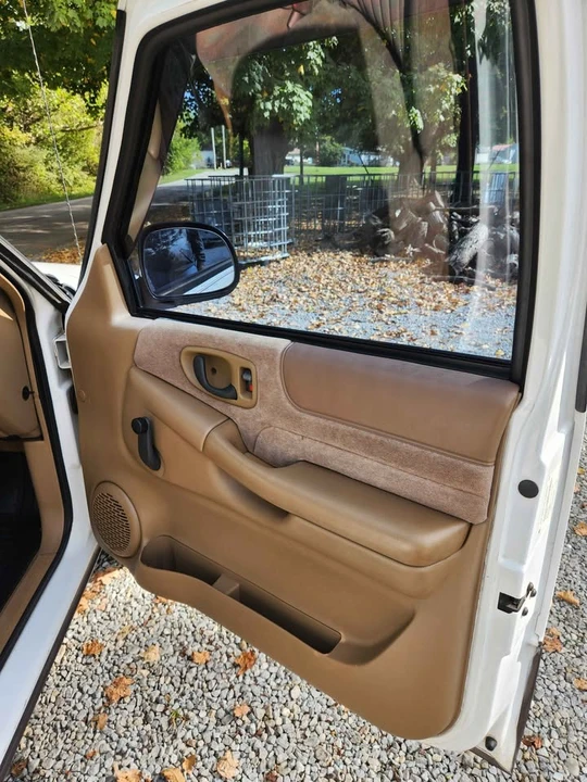 1998 Chevrolet S-10 - Image 17 of 19