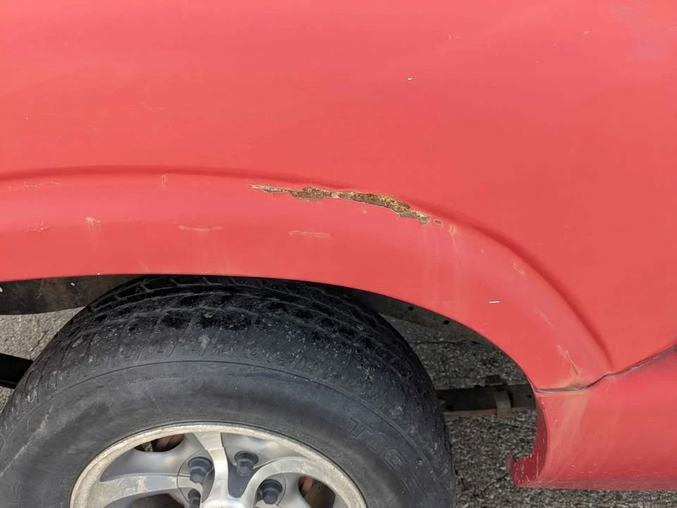 1998 Chevrolet S-10 - Image 11 of 19