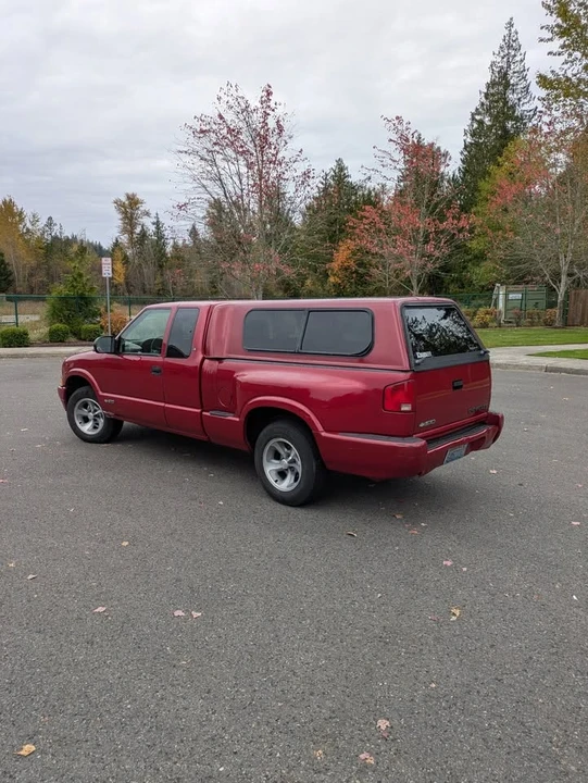 1998 Chevrolet S-10 - Image 2 of 20