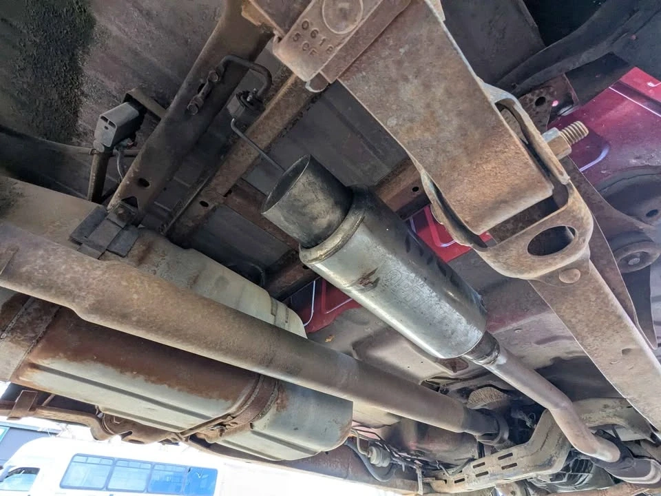 1998 Chevrolet S-10 - Image 16 of 19