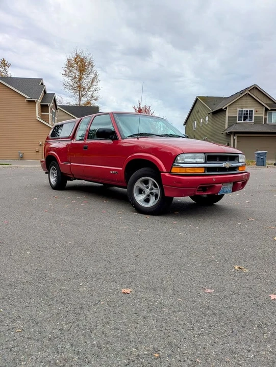 1998 Chevrolet S-10 - Image 3 of 20