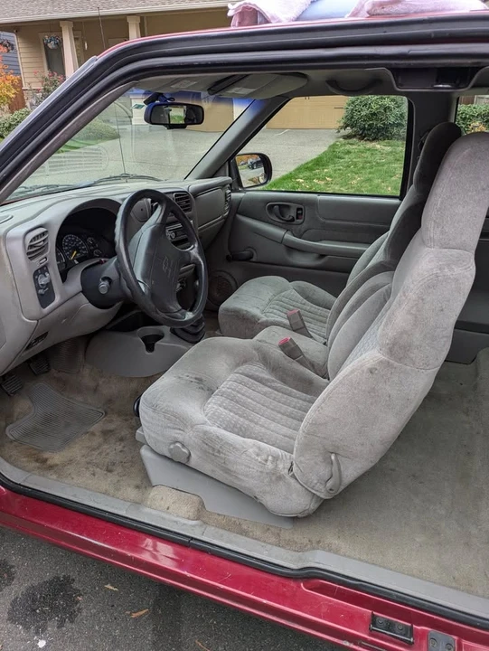1998 Chevrolet S-10 - Image 9 of 20