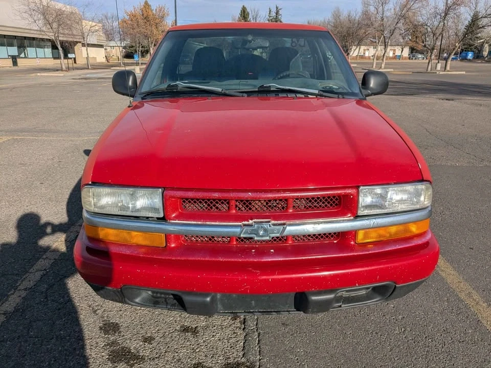 1998 Chevrolet S-10 - Image 8 of 19