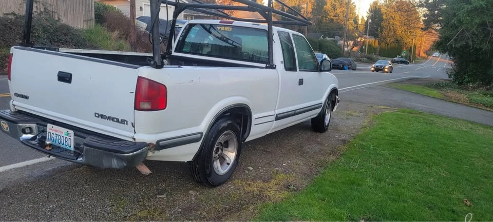 1998 Chevrolet S-10 - Image 4 of 6