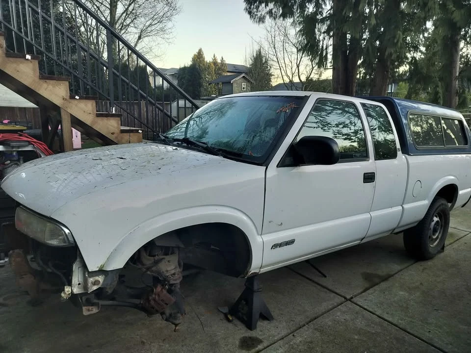 1998 Chevrolet S-10 - Image 2 of 7