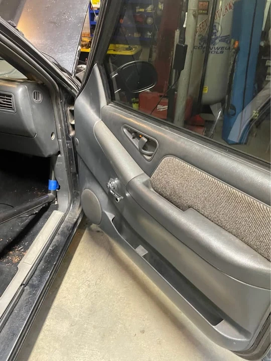 1998 Chevrolet S-10 - Image 15 of 20