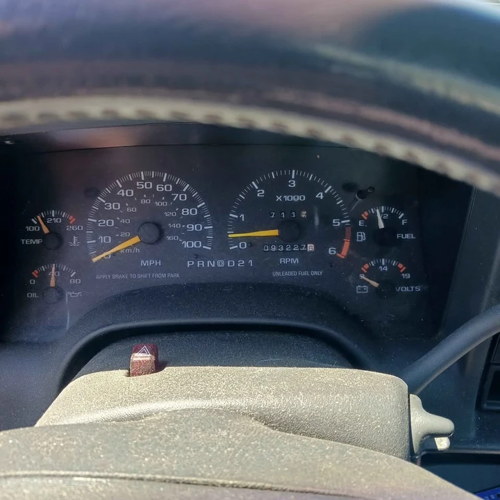 1998 Chevrolet S-10 - Image 6 of 7