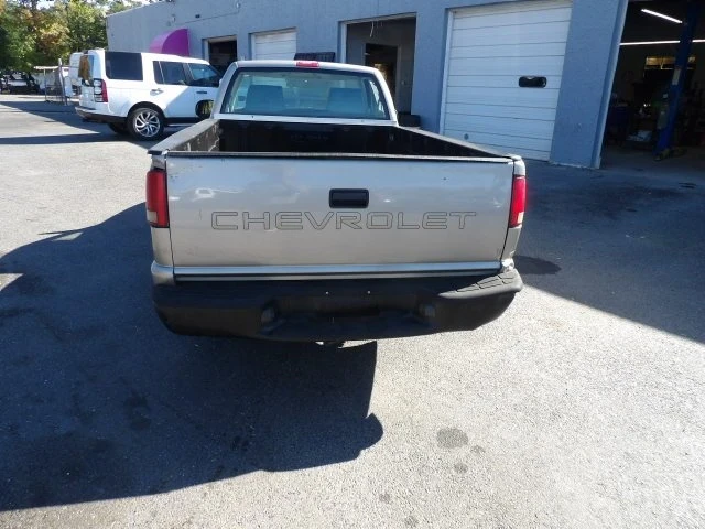1998 Chevrolet S-10 - Image 7 of 20
