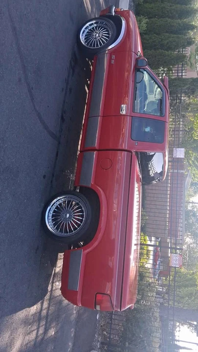 1998 Chevrolet S-10 - Image 2 of 20