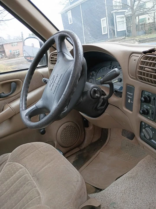 1998 Chevrolet S-10 - Image 15 of 18