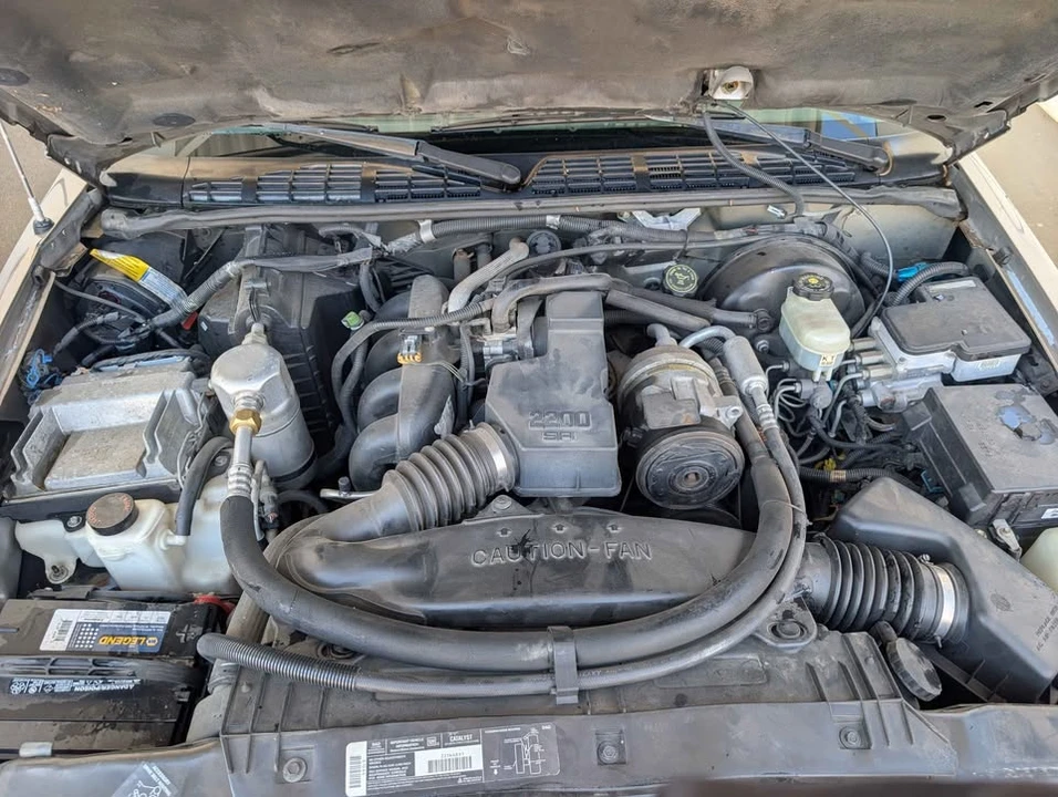 1998 Chevrolet S-10 - Image 4 of 13