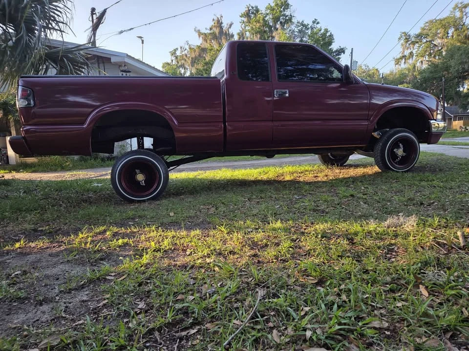 1998 Chevrolet S-10 - Image 7 of 9
