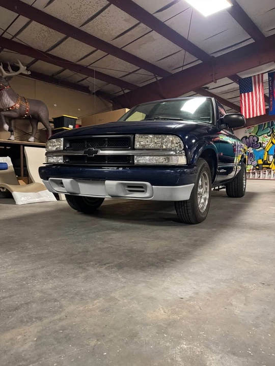 1998 Chevrolet S-10 - Image 3 of 8