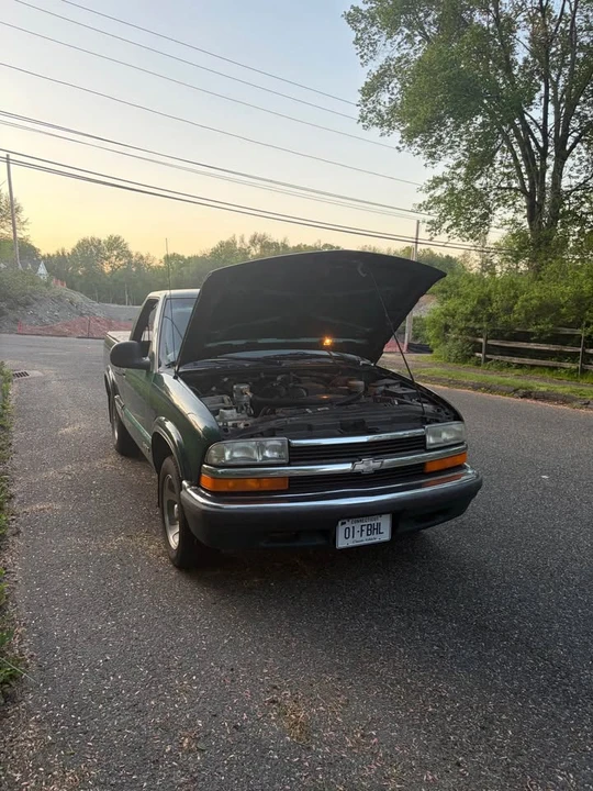1998 Chevrolet S-10 - Image 8 of 8
