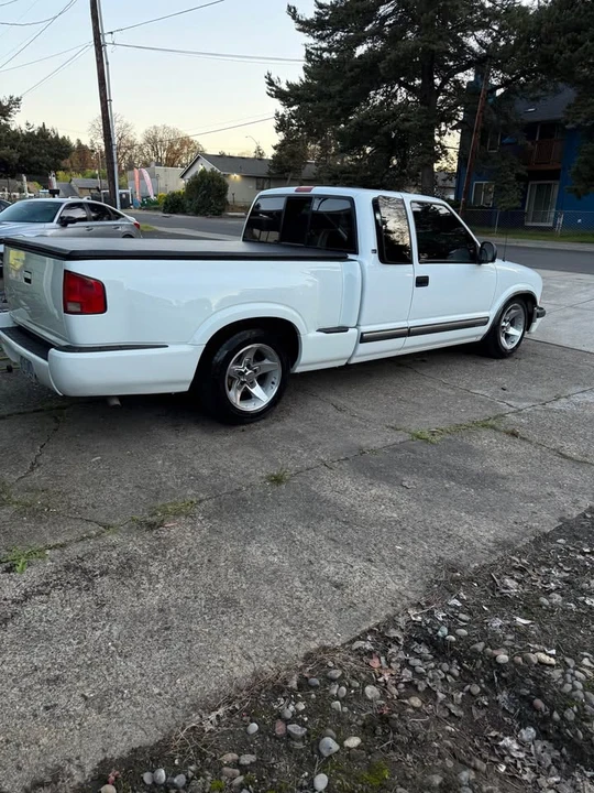 1998 Chevrolet S-10 - Image 3 of 7