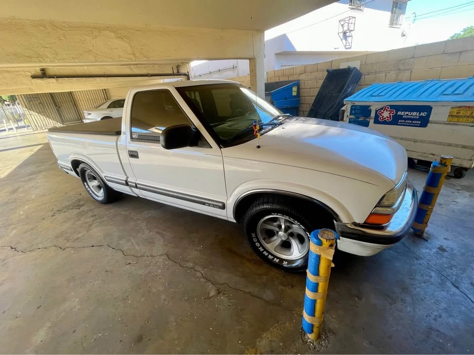 1998 Chevrolet S-10 - Image 8 of 10